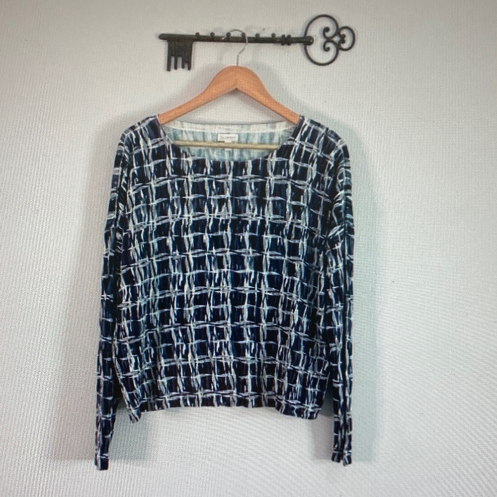 Garnet Hill Navy and White Grid-Pattern Long Sleeve Top